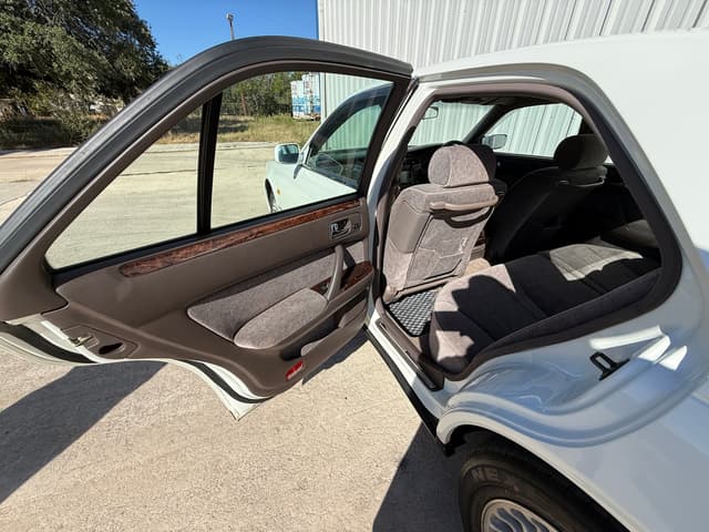 1997 Nissan Cima JDM car for sale — photo 12 of 21