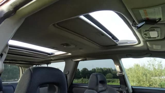 2000 Nissan Stagea JDM car for sale — photo 11 of 24