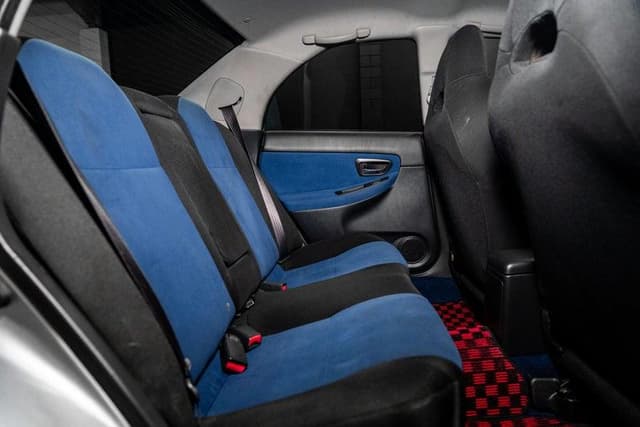 2005 Subaru Impreza JDM car for sale — photo 17 of 20