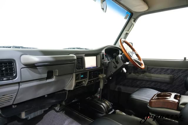 1994 Toyota Land Cruiser Prado JDM car for sale — photo 9 of 25