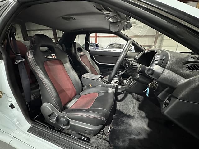 1995 Nissan Skyline JDM car for sale — photo 17 of 23