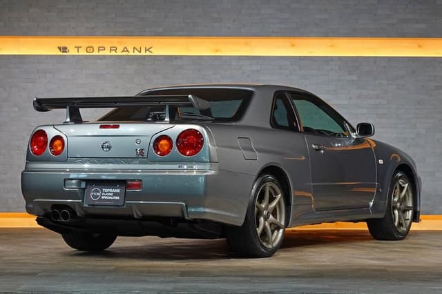 2002 Nissan Skyline JDM car for sale — photo 17 of 25