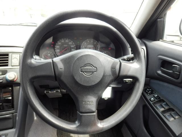 1998 Nissan Skyline JDM car for sale — photo 10 of 25