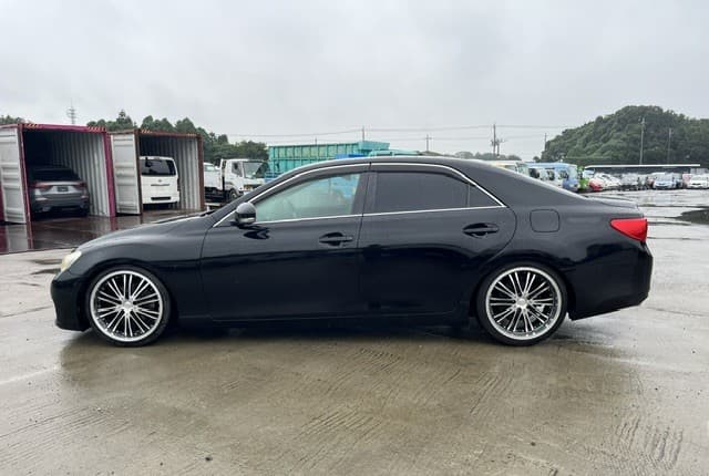 2009 Toyota Mark X JDM car for sale — photo 6 of 25