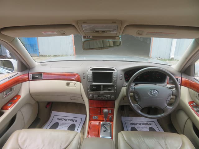 2001 Toyota Celsior JDM car for sale — photo 17 of 20