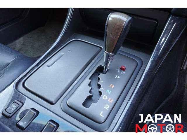 1998 Toyota Aristo JDM car for sale — photo 11 of 12