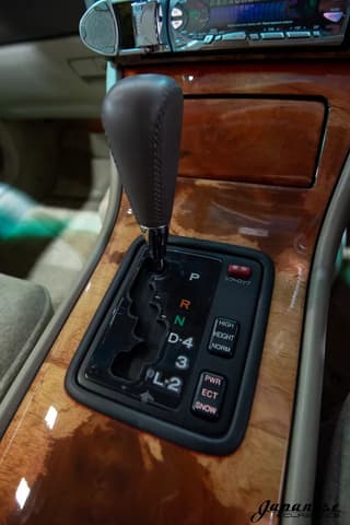 1997 Toyota Celsior JDM car for sale — photo 11 of 25