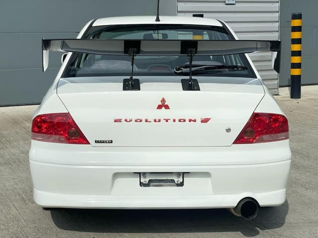 2001 Mitsubishi Lancer Evolution JDM car for sale — photo 17 of 25