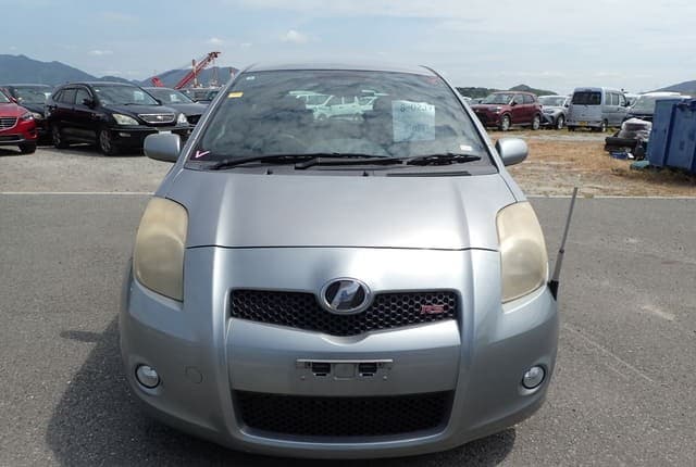 2006 Toyota Vitz JDM car for sale — photo 8 of 25