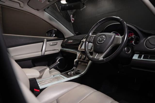 2008 Mazda Atenza JDM car for sale — photo 18 of 20