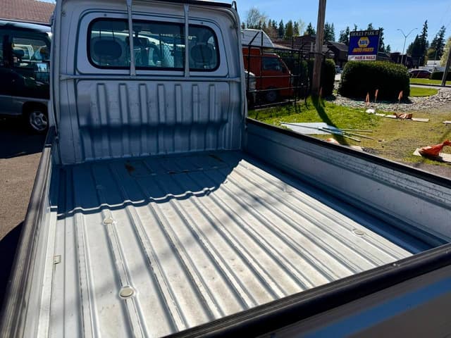 2000 Daihatsu Hijet JDM car for sale — photo 15 of 25