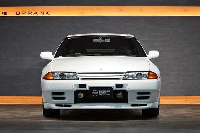 1993 Nissan Skyline JDM car for sale — photo 4 of 25