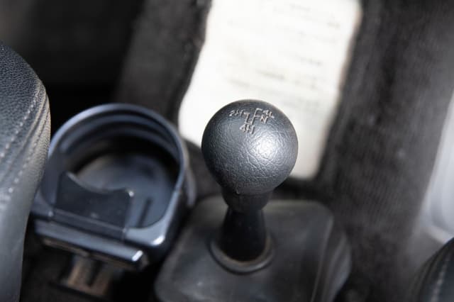 1992 Suzuki Jimny JDM car for sale — photo 12 of 16