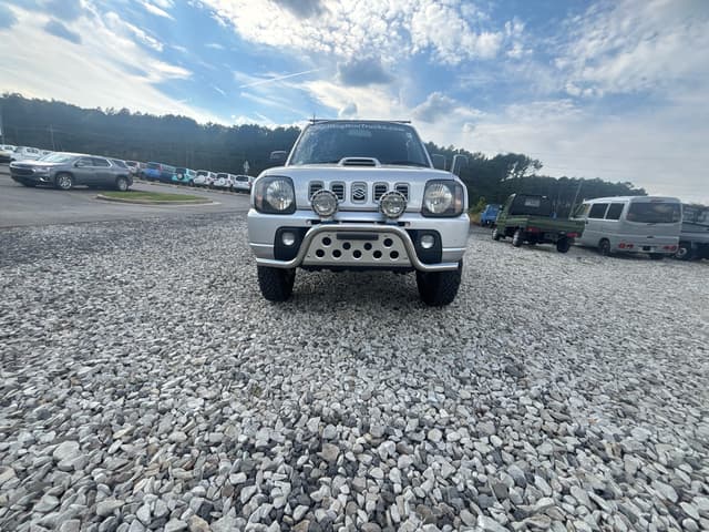 1999 Suzuki Jimny JDM car for sale — photo 10 of 12