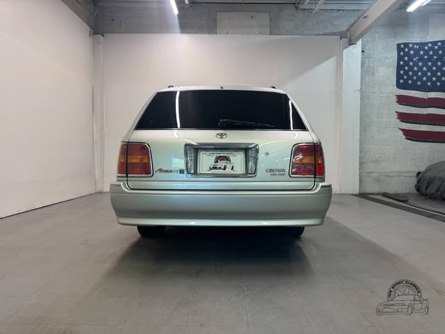 2000 Toyota Crown JDM car for sale — photo 16 of 25