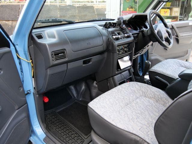 1998 Mitsubishi Pajero JDM car for sale — photo 5 of 14