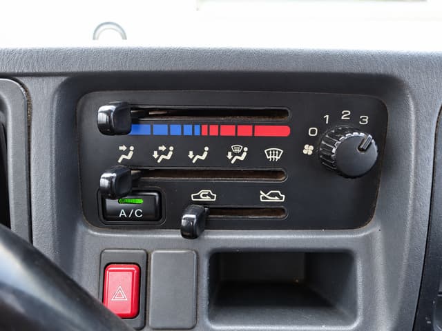 2006 Subaru Sambar JDM car for sale — photo 16 of 21