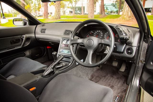 1990 Nissan Skyline JDM car for sale — photo 25 of 25