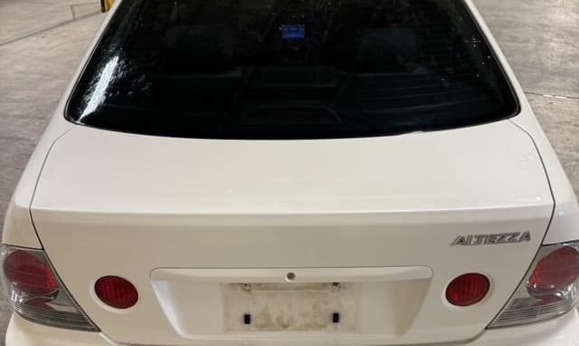 1999 Toyota Altezza JDM car for sale — photo 21 of 25
