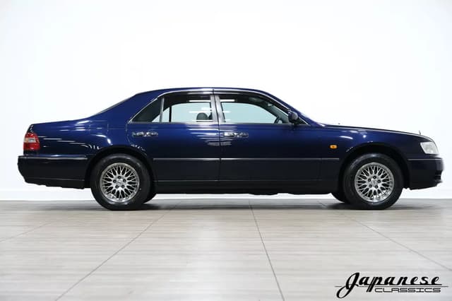 1997 Nissan Cima JDM car for sale — photo 4 of 25
