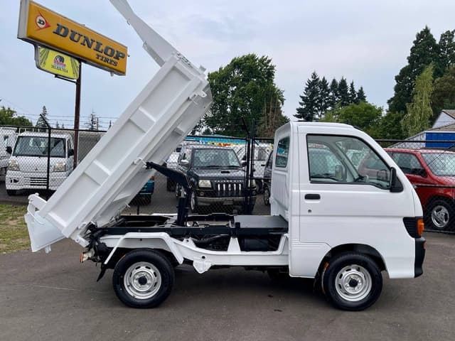 1997 Daihatsu Hijet JDM car for sale — photo 14 of 25