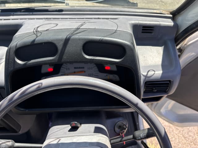 1996 Mitsubishi Minicab JDM car for sale — photo 21 of 25