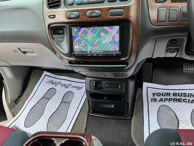 1998 Mitsubishi Delica JDM car for sale — photo 3 of 10