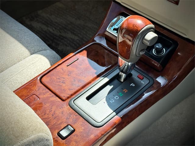 2000 Toyota Crown JDM car for sale — photo 19 of 25
