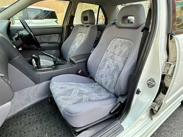 2000 Nissan Skyline JDM car for sale — photo 10 of 16