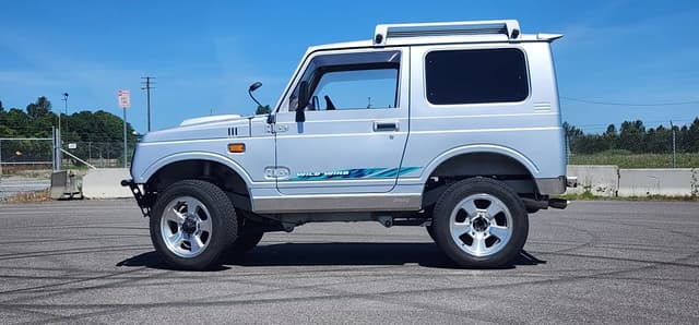 1997 Suzuki Jimny JDM car for sale — photo 2 of 10