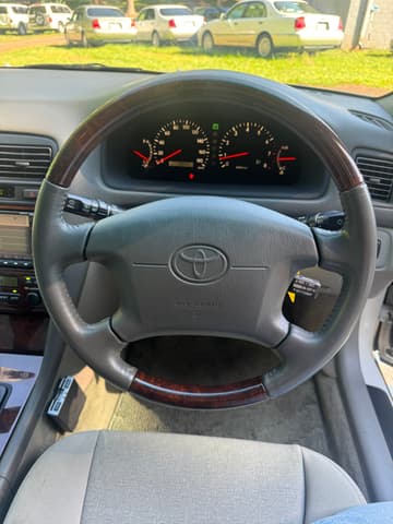 2001 Toyota Windom JDM car for sale — photo 10 of 25