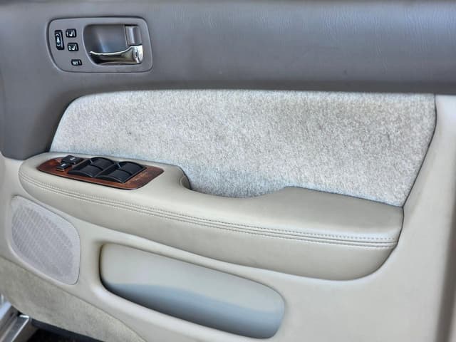 1999 Toyota Celsior JDM car for sale — photo 6 of 25