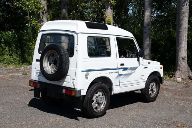 1990 Suzuki Jimny JDM car for sale — photo 7 of 17