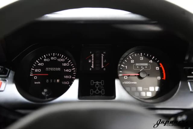 1996 Mitsubishi Pajero JDM car for sale — photo 11 of 25