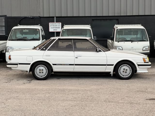 1986 Toyota Mark II JDM car for sale — photo 14 of 25