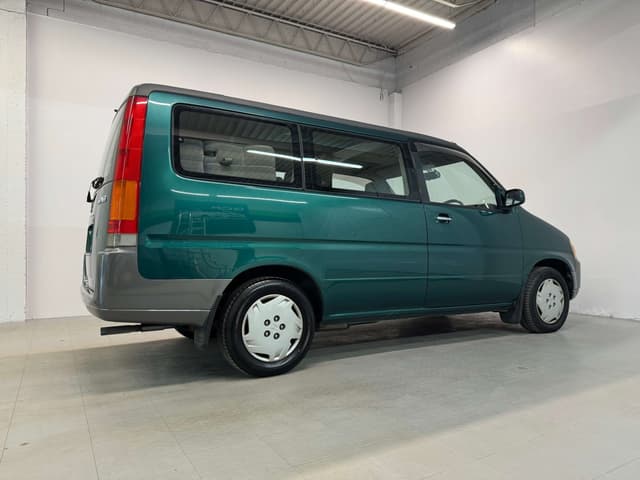 1996 Honda Stepwagon JDM car for sale — photo 21 of 25