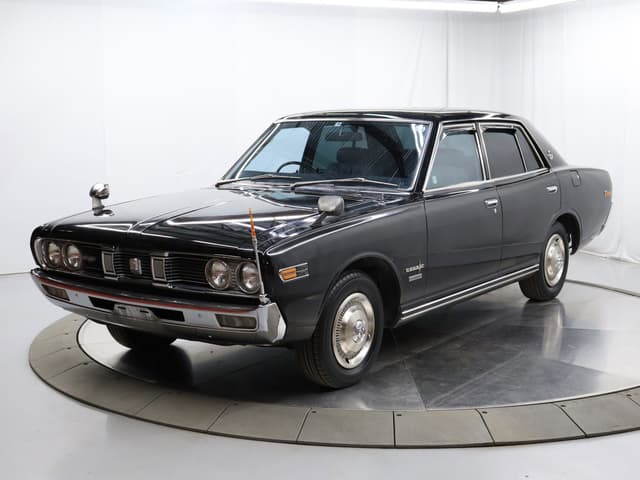 1974 Nissan Cedric JDM car for sale — photo 2 of 25