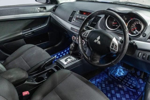 2011 Mitsubishi Lancer JDM car for sale — photo 14 of 18