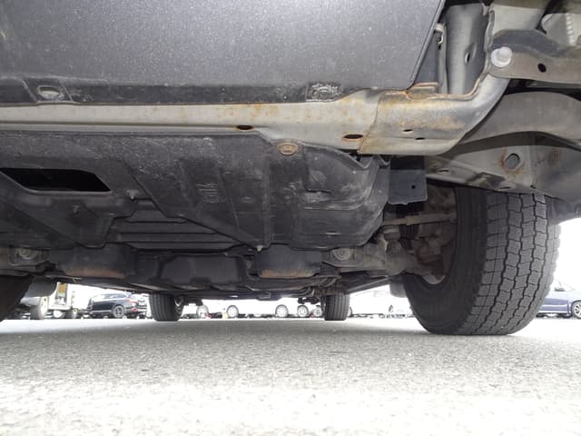 2007 Toyota HiAce JDM car for sale — photo 14 of 25