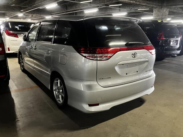 2007 Toyota Estima JDM car for sale — photo 4 of 20