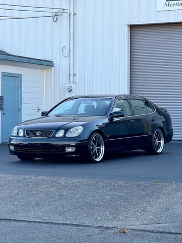 2001 Toyota Aristo JDM car for sale — photo 2 of 25