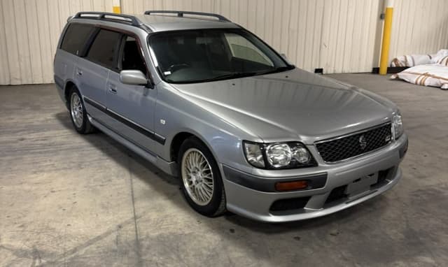 1997 Nissan Stagea JDM car for sale — photo 3 of 25