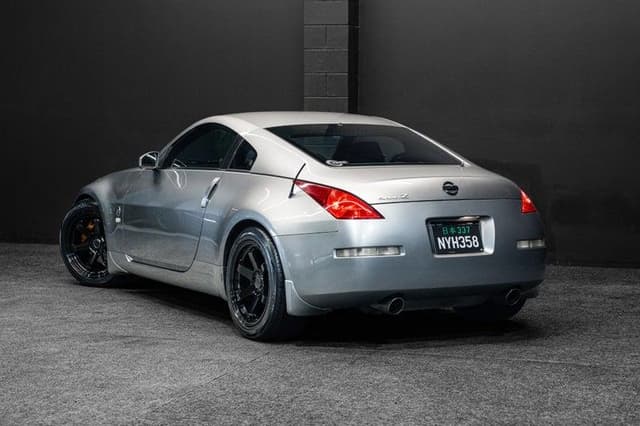 2005 Nissan Fairlady Z JDM car for sale — photo 4 of 17