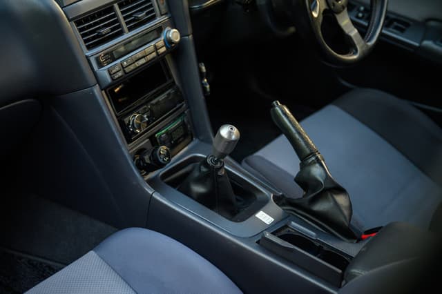 1998 Nissan Skyline JDM car for sale — photo 3 of 23