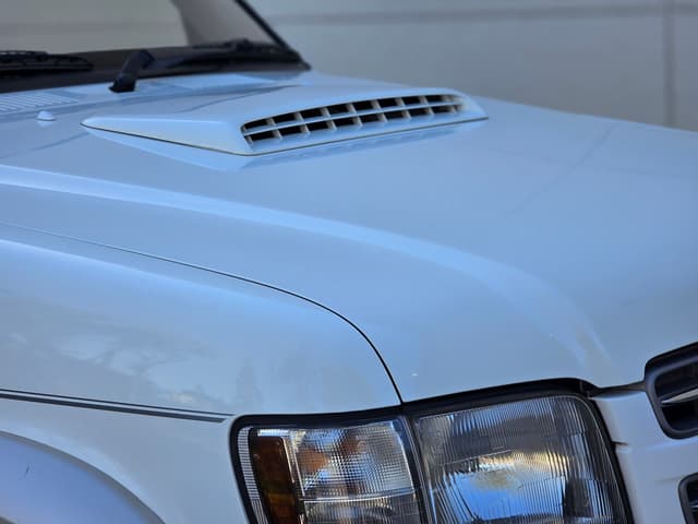 2000 Isuzu Bighorn JDM car for sale — photo 5 of 24