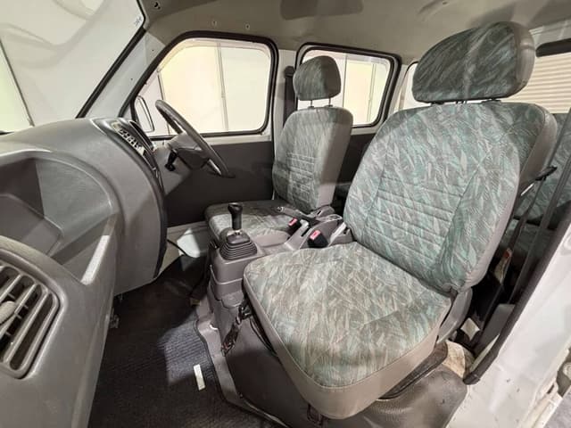 1999 Suzuki Every JDM car for sale — photo 10 of 25