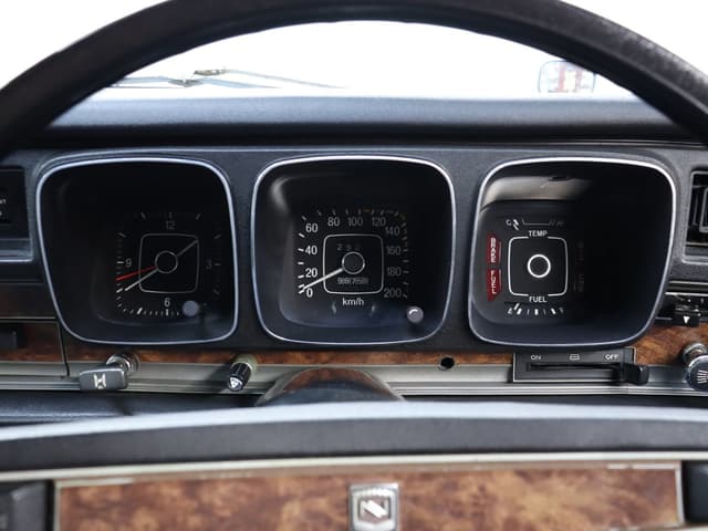1974 Nissan Cedric JDM car for sale — photo 11 of 25