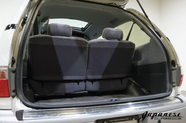 1998 Toyota Estima JDM car for sale — photo 23 of 25