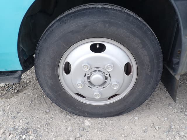 2004 Toyota Dyna JDM car for sale — photo 9 of 10