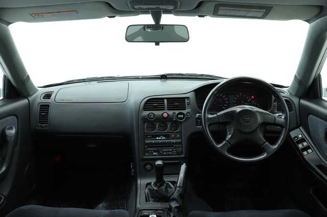 1998 Nissan Skyline JDM car for sale — photo 16 of 25